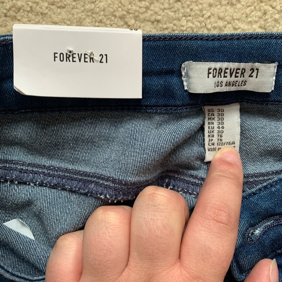 Forever 21 blue skinny jeans (new with tags) - Picture 3 of 4